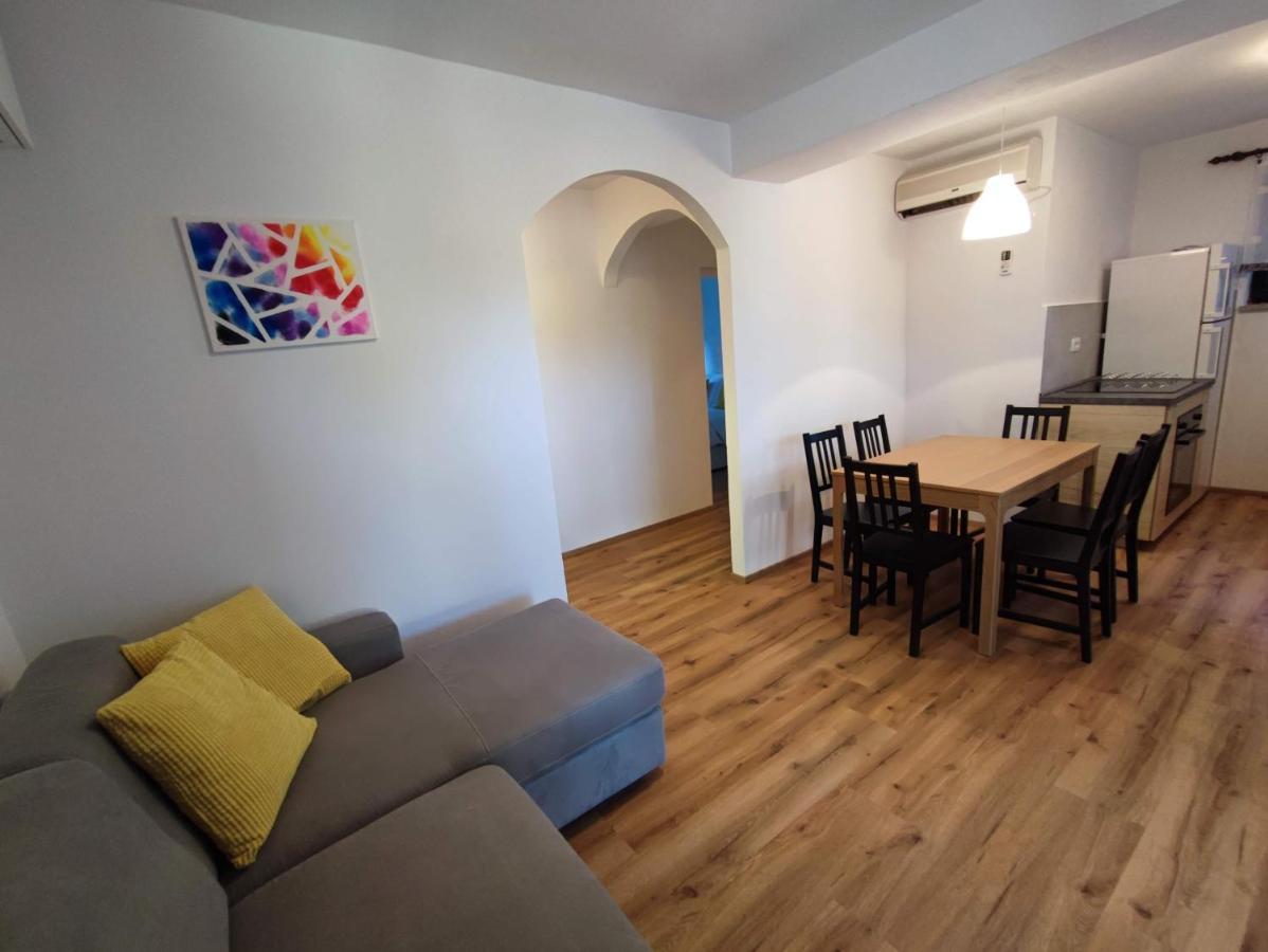 Apartments Frank Šilo Εξωτερικό φωτογραφία